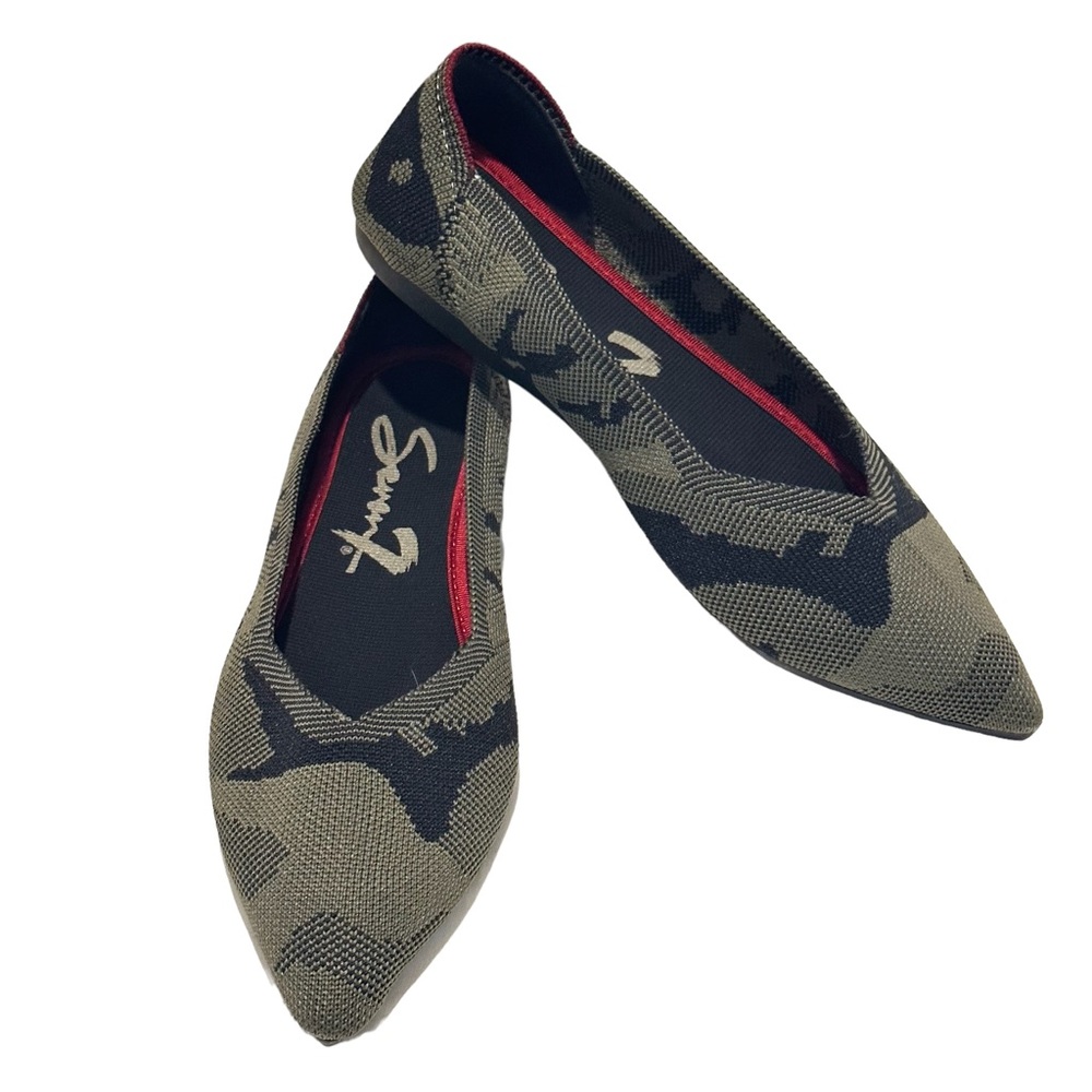 SEVEN 7 ELSA POINT CAMOUFLAGE FLATS SZ 7